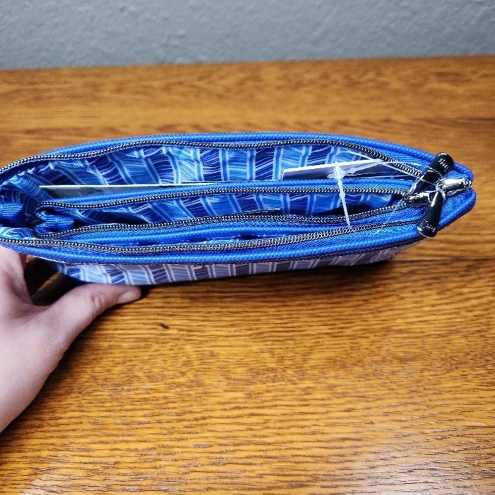 Lug Tootle Set of Two Classic Zip Pouches - Picture 5 of 6
